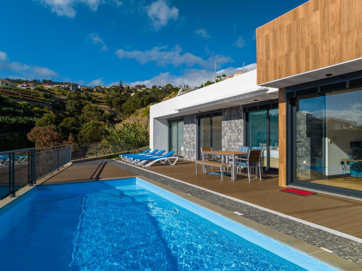 Vila Casa Mozart II Estreito Da Calheta Exteriér fotografie